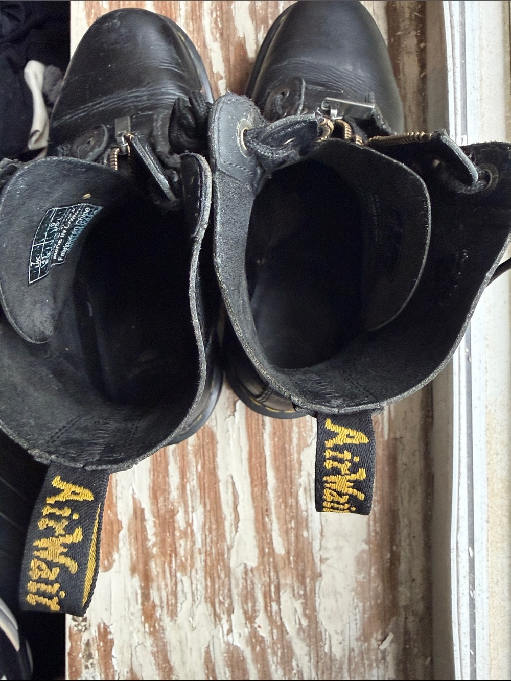 Dr. Martens Black Leather Platform Lace-Up Boots with Zipper - Picture 5 of 6